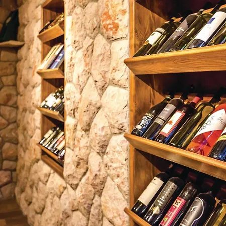 بيت للعطل Lovely In Glavina Donja With Wifi