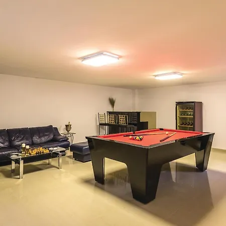 Lovely In Glavina Donja With Wifi Glavina Donja